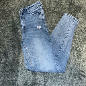 Women’s Old Navy skinny jeans